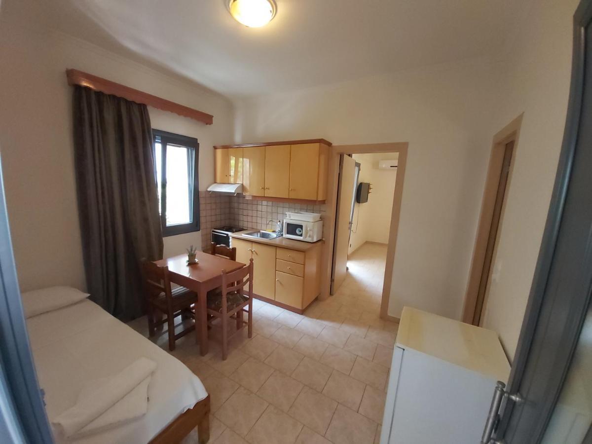 Maria Apartments Сідарі Екстер'єр фото