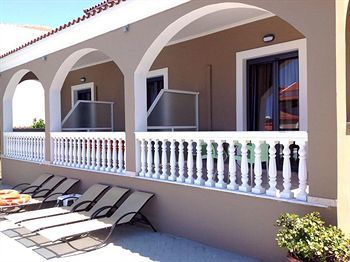 Maria Apartments Сідарі Екстер'єр фото